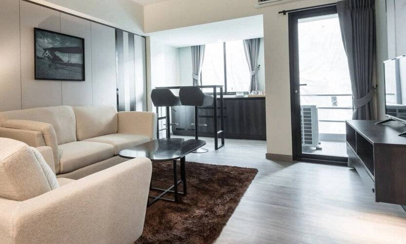 12 The Residence Hotel & Apartment - Sha