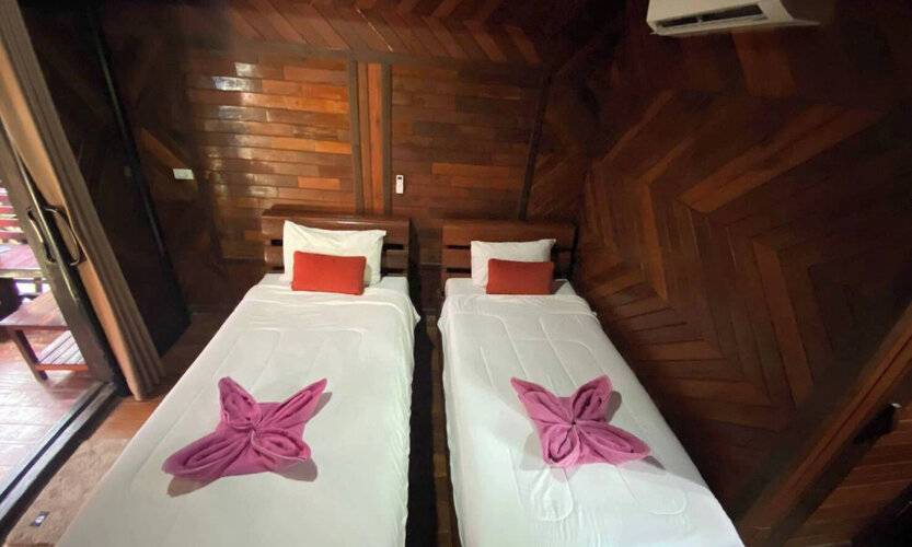 Phi Phi Sand Sea View Resort