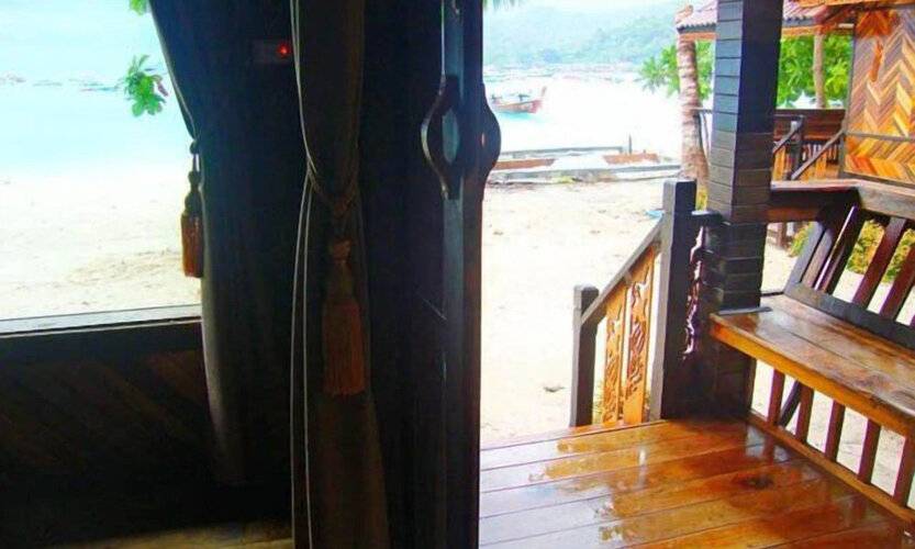 Phi Phi Sand Sea View Resort