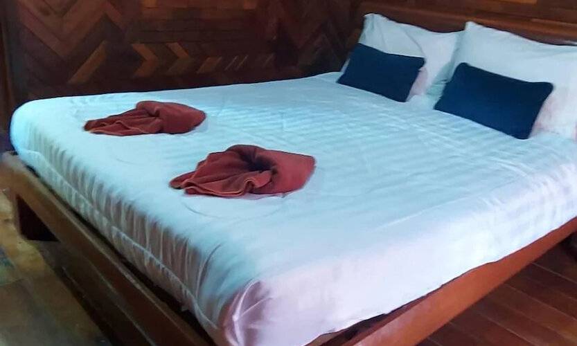 Phi Phi Sand Sea View Resort