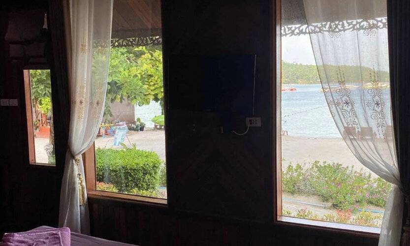 Phi Phi Sand Sea View Resort