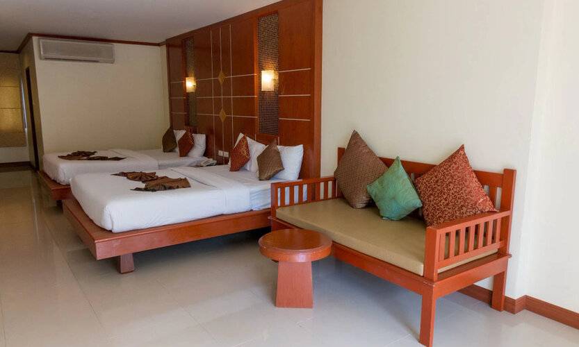 Lanta Casuarina Beach Resort