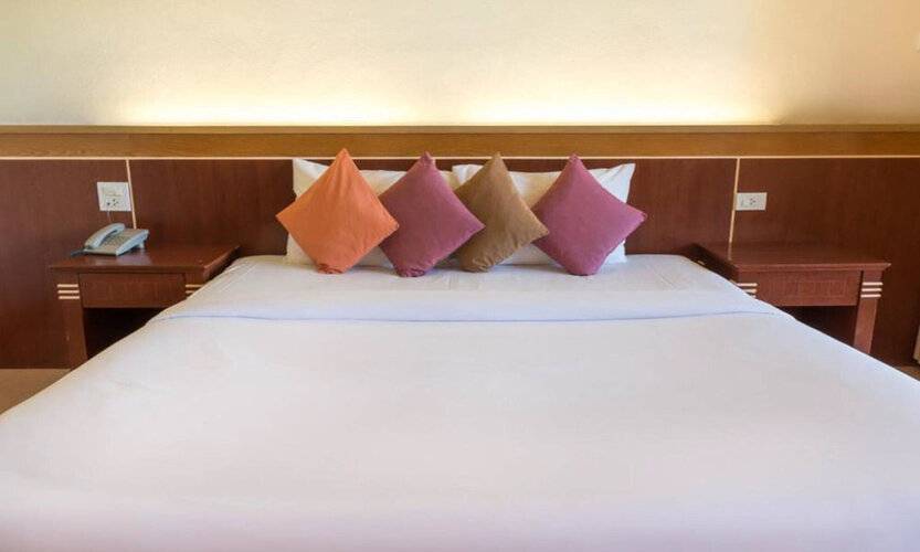 Lanta Casuarina Beach Resort