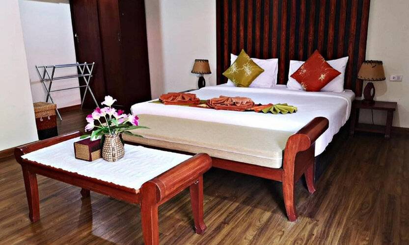 Phi Phi Ba Kao Bay Resort