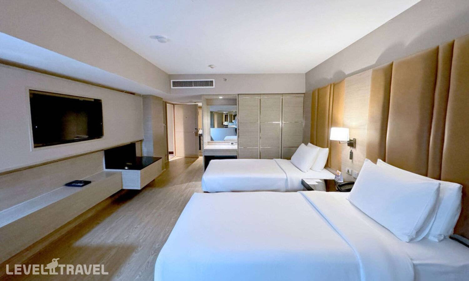 фотографии отеля Ramada By Wyndham Bangkok Sukhumvit 11 в Таиланд(Бангкок) - фото №18