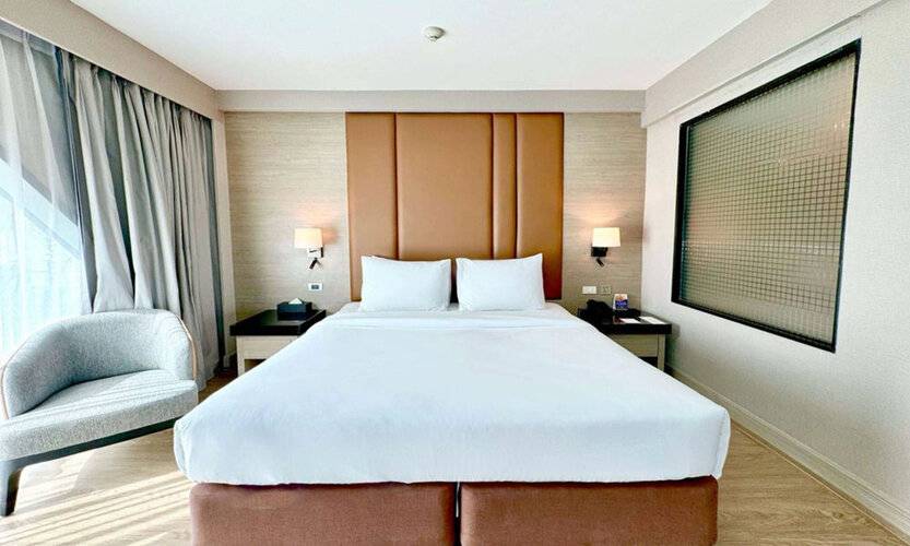 Ramada By Wyndham Bangkok Sukhumvit 11