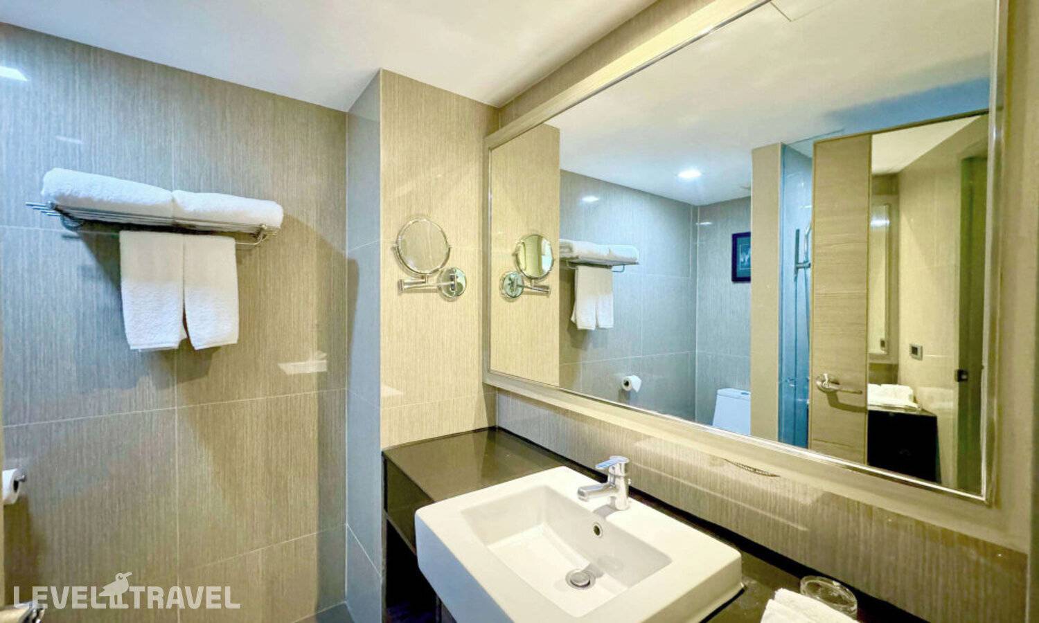 фотографии отеля Ramada By Wyndham Bangkok Sukhumvit 11 в Таиланд(Бангкок) - фото №7