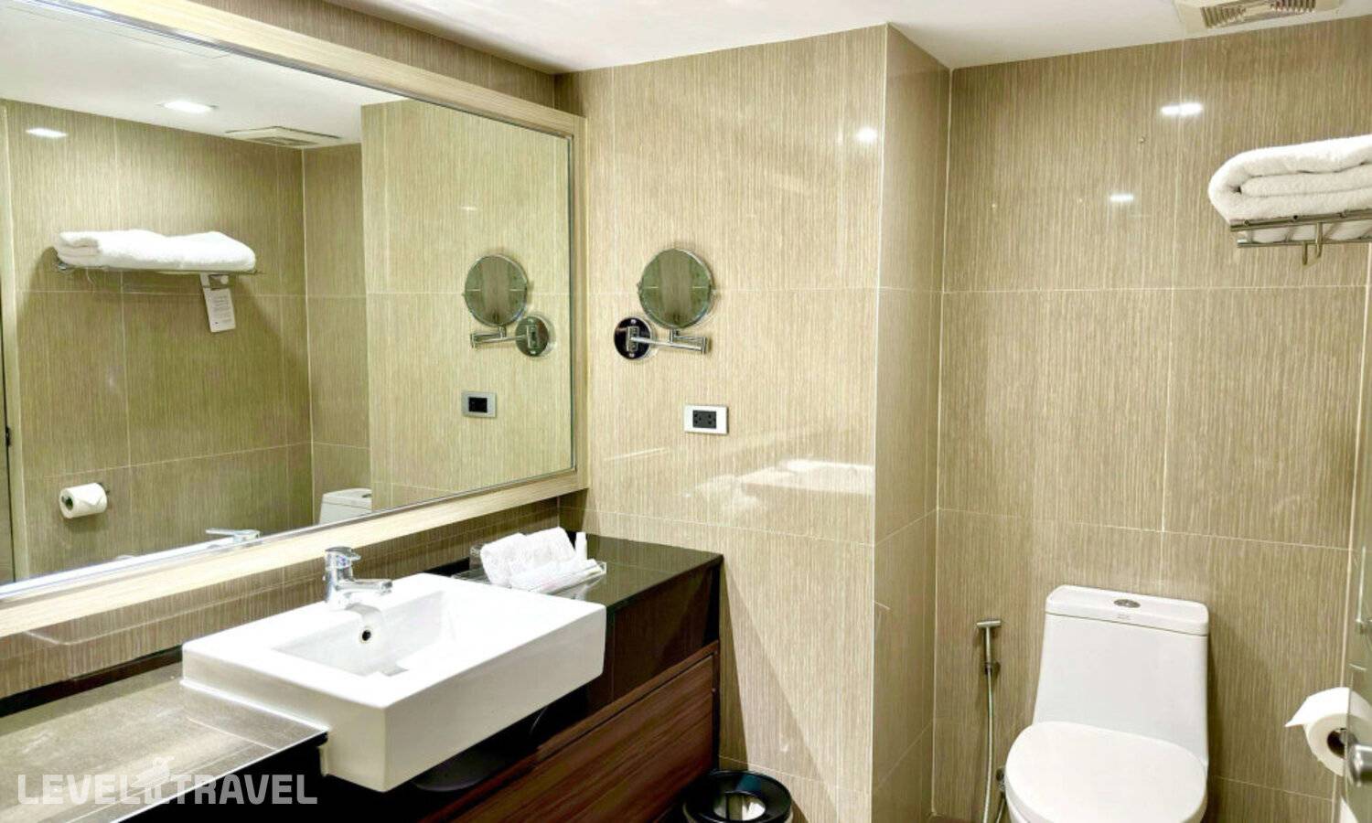 фотографии отеля Ramada By Wyndham Bangkok Sukhumvit 11 в Таиланд(Бангкок) - фото №21