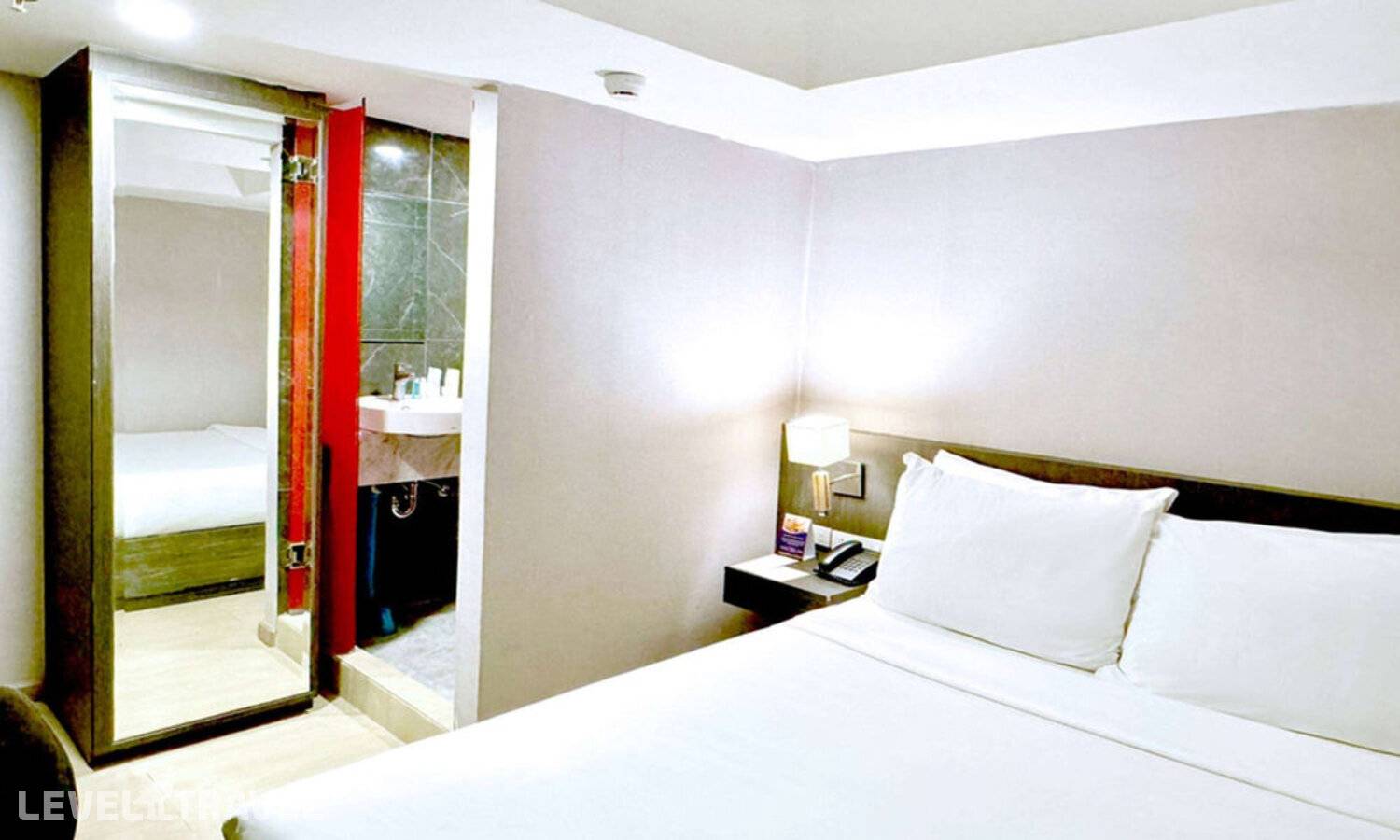 фотографии отеля Ramada By Wyndham Bangkok Sukhumvit 11 в Таиланд(Бангкок) - фото №4