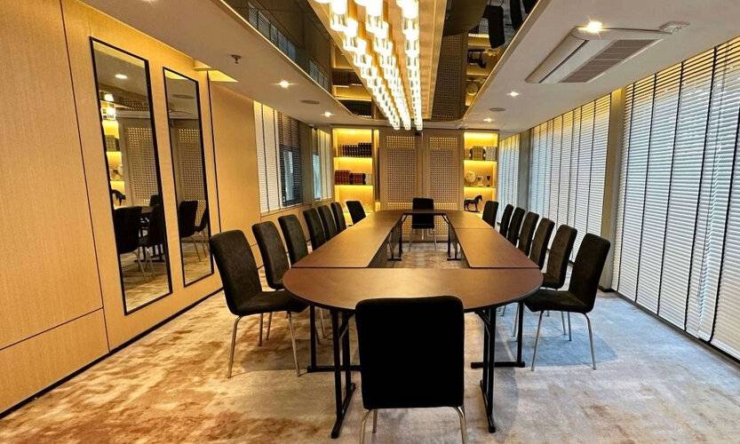 Ramada By Wyndham Bangkok Sukhumvit 11