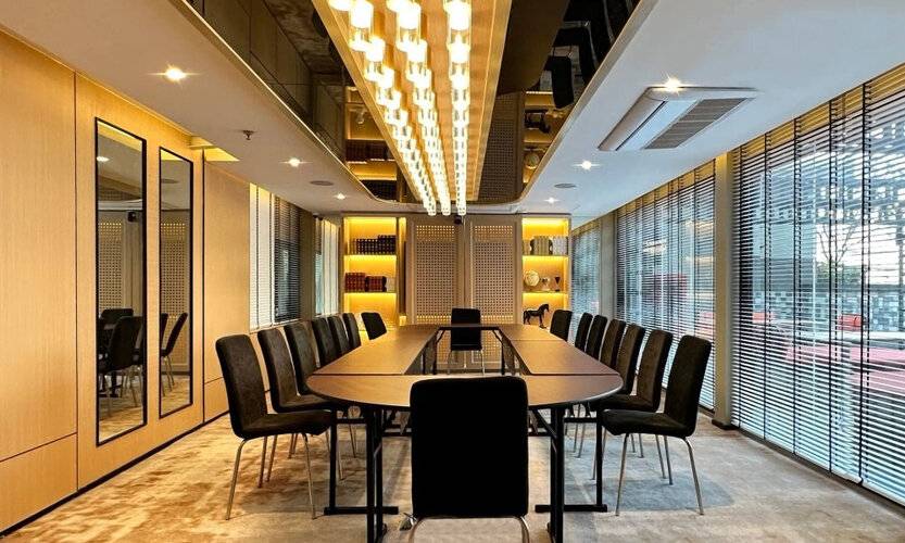 Ramada By Wyndham Bangkok Sukhumvit 11