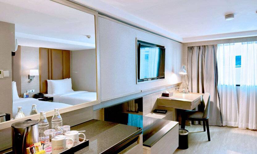 Ramada By Wyndham Bangkok Sukhumvit 11