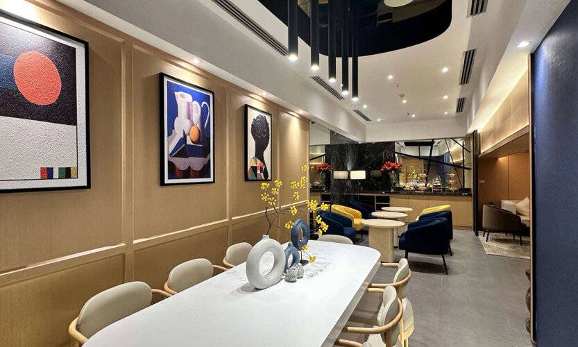 Ramada By Wyndham Bangkok Sukhumvit 11