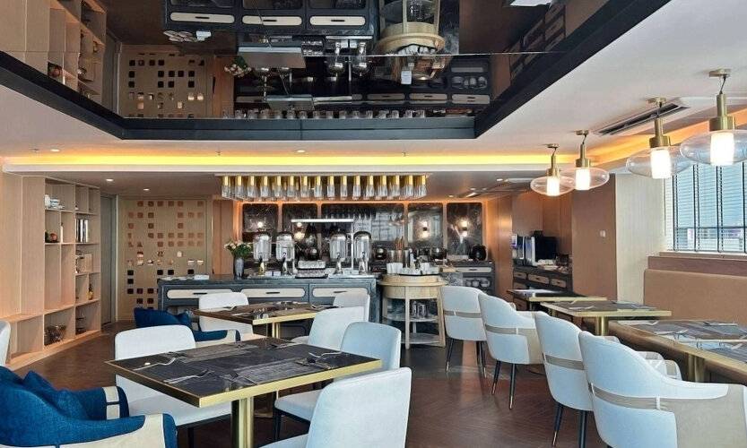 Ramada By Wyndham Bangkok Sukhumvit 11