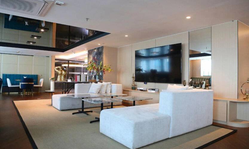 Ramada By Wyndham Bangkok Sukhumvit 11
