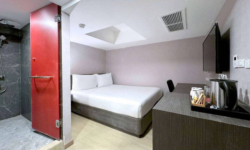Ramada By Wyndham Bangkok Sukhumvit 11