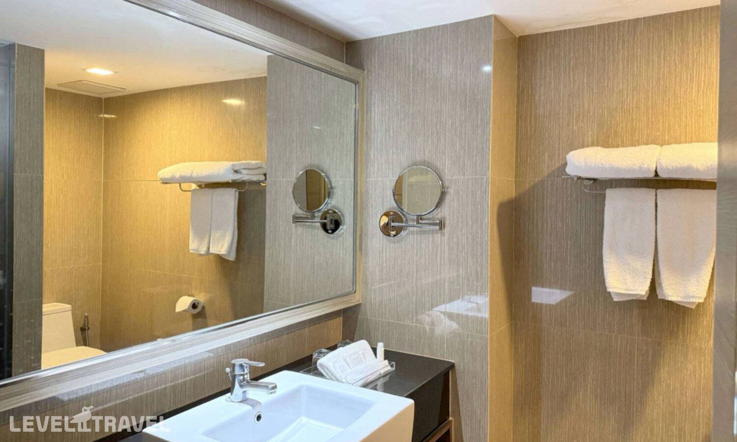 фотографии отеля Ramada By Wyndham Bangkok Sukhumvit 11 в Таиланд(Бангкок) - фото №19