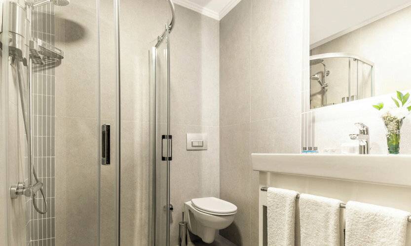 Rast Hotel
