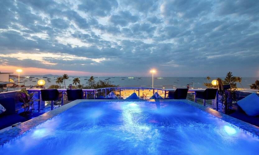 The Globe Hotel Bar And Restaurant