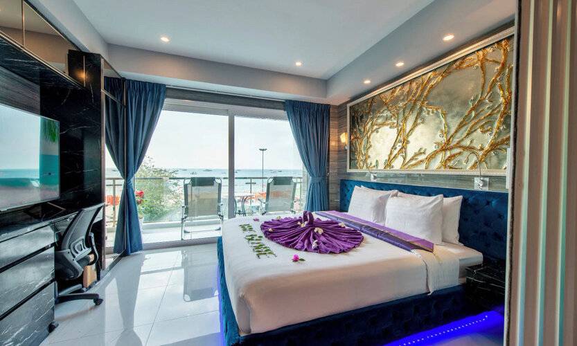 The Globe Hotel Bar And Restaurant