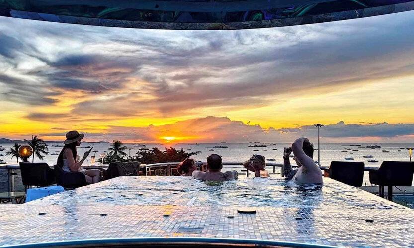 The Globe Hotel Bar And Restaurant