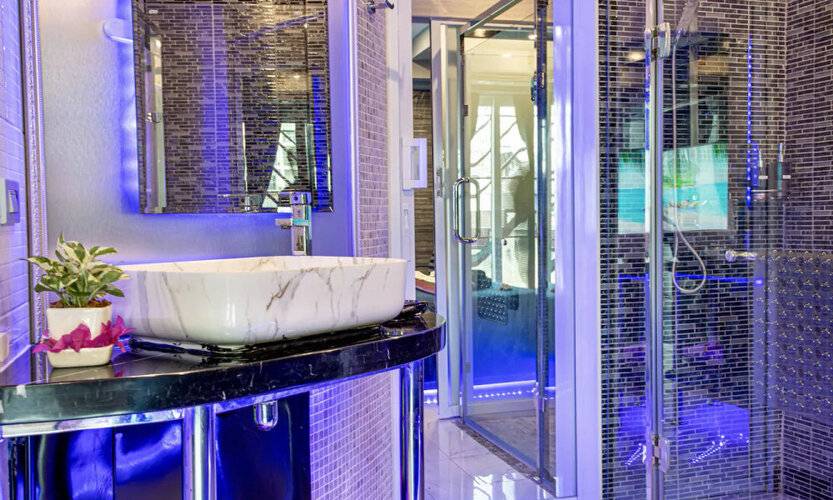 The Globe Hotel Bar And Restaurant