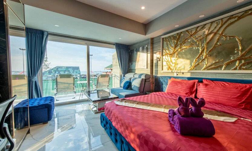 The Globe Hotel Bar And Restaurant