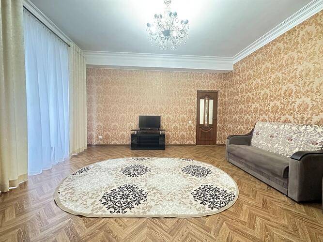 Gosti05 (Гости05) На Проспекте Петра Первого 121