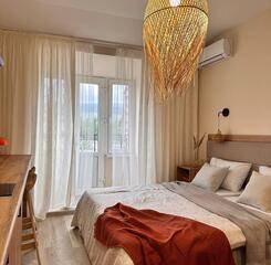 $item['hotel']['name']