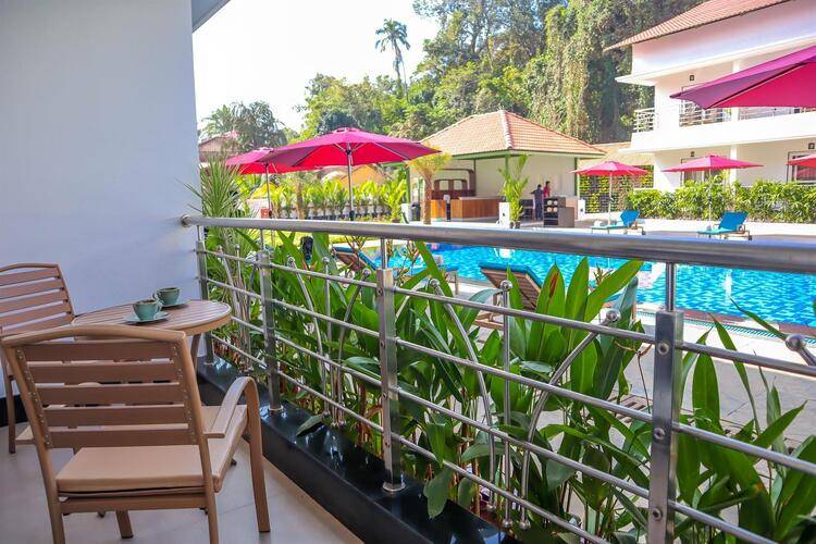River Deck Baga