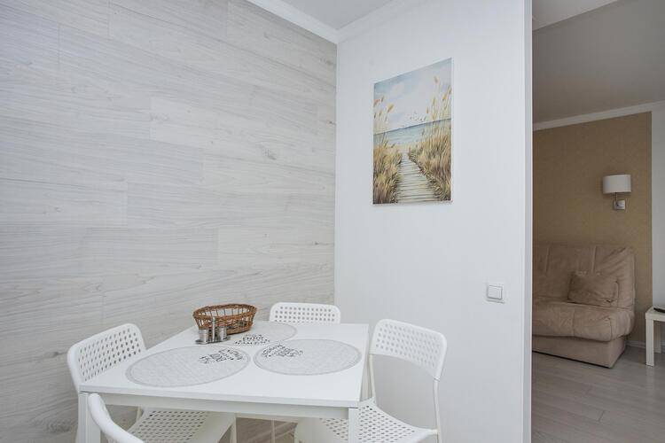 Посутки В Калининграде На Улице Репина