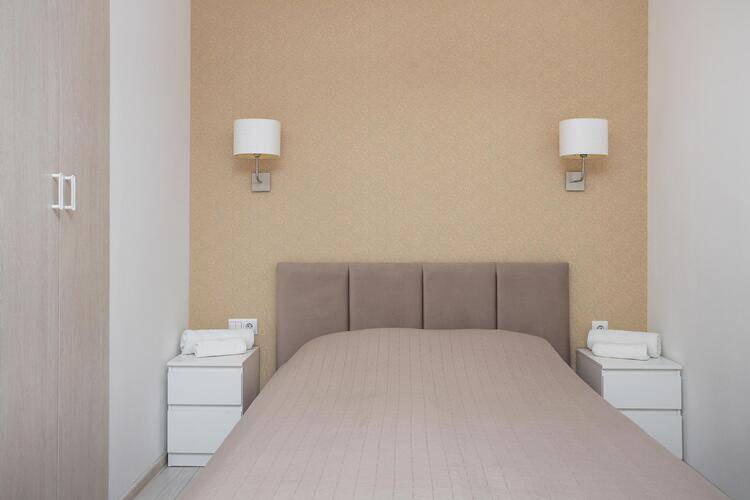 Посутки В Калининграде На Улице Репина