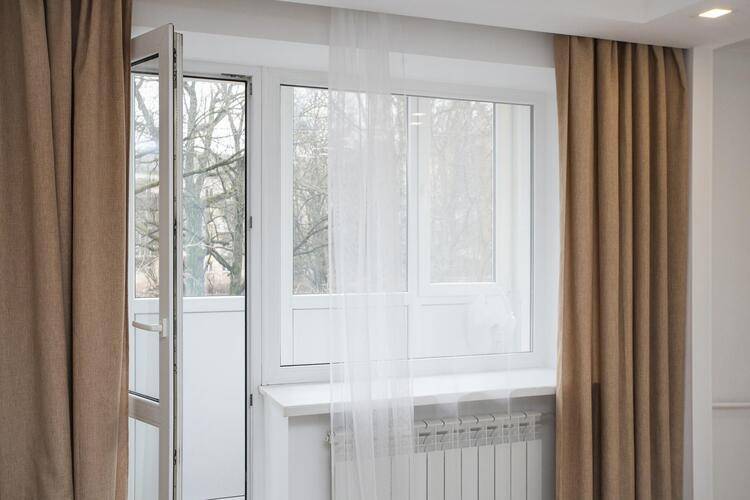 Посутки В Калининграде На Улице Репина