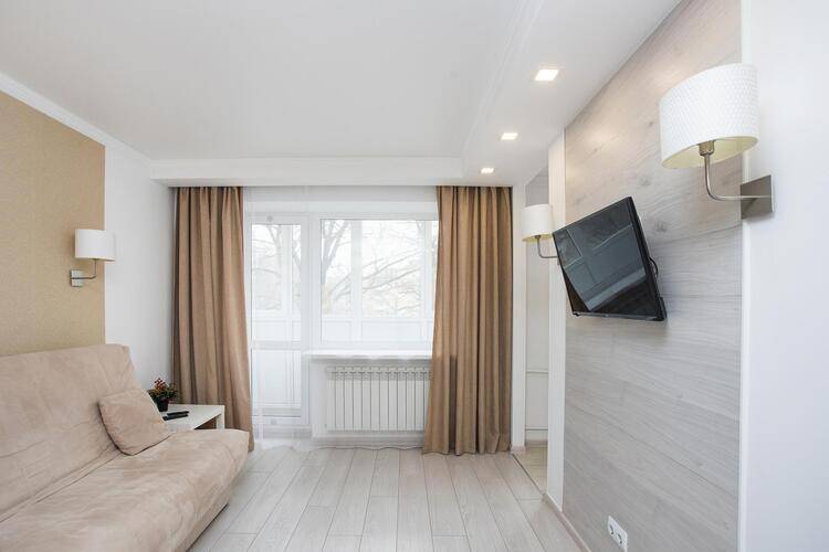 Посутки В Калининграде На Улице Репина