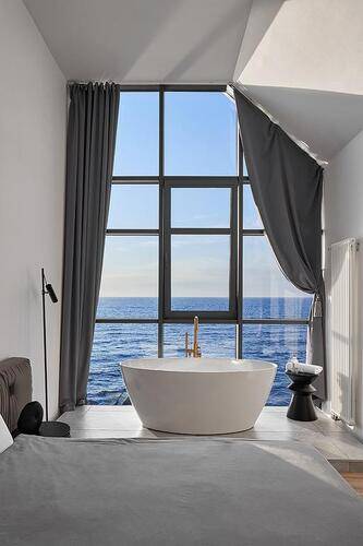 Eleven Baltic (Элевен Балтик) На Улице Пугачева