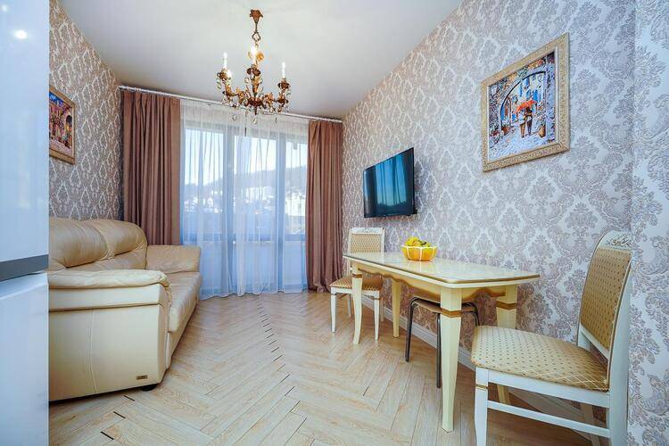Апартаменты В Жк Крымский Гости-24