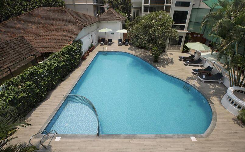 Clarion Hotel Ocean Palms