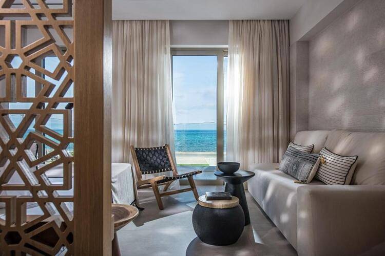 Niriides Palace Hotel