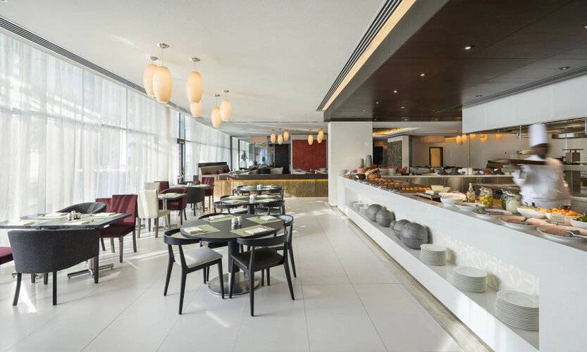 Hyatt Place Dubai Al Rigga Residences