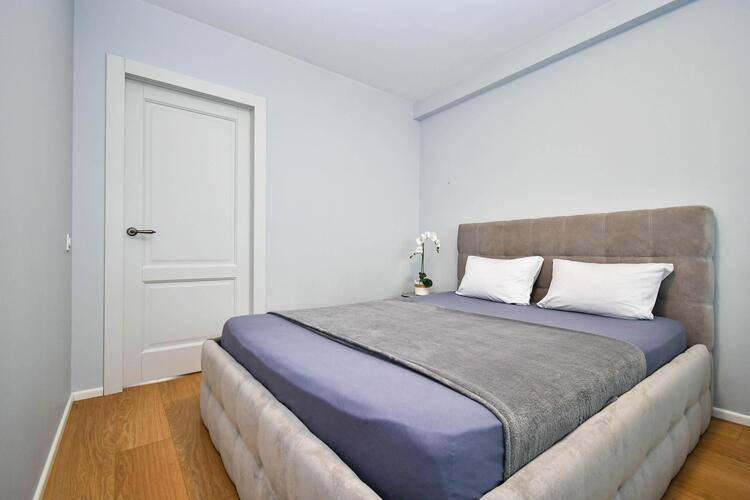 Krasroom (Красрум) На Улице Робеспьера