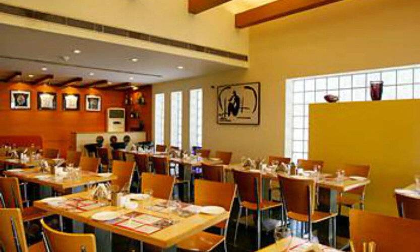 Lemon Tree Hotel, Udyog Vihar, Gurugram