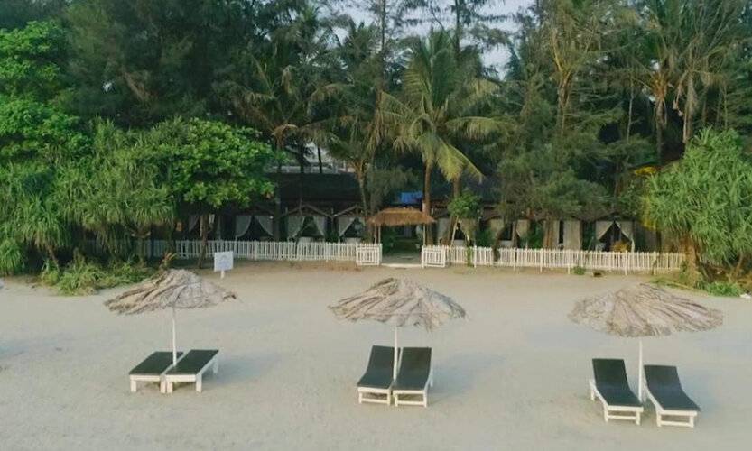 Larisa Beach Resort