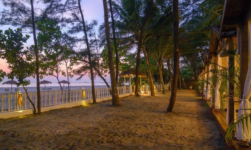 Larisa Beach Resort