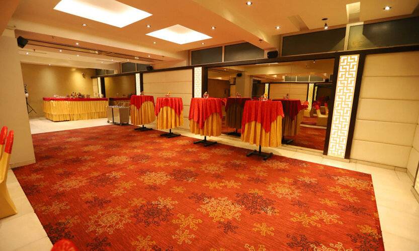 Hotel Amrapali Grand