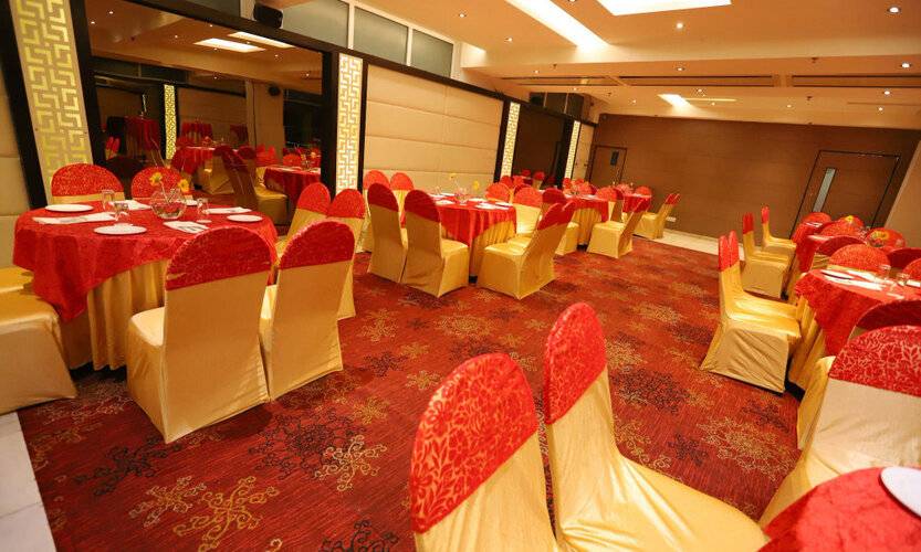 Hotel Amrapali Grand