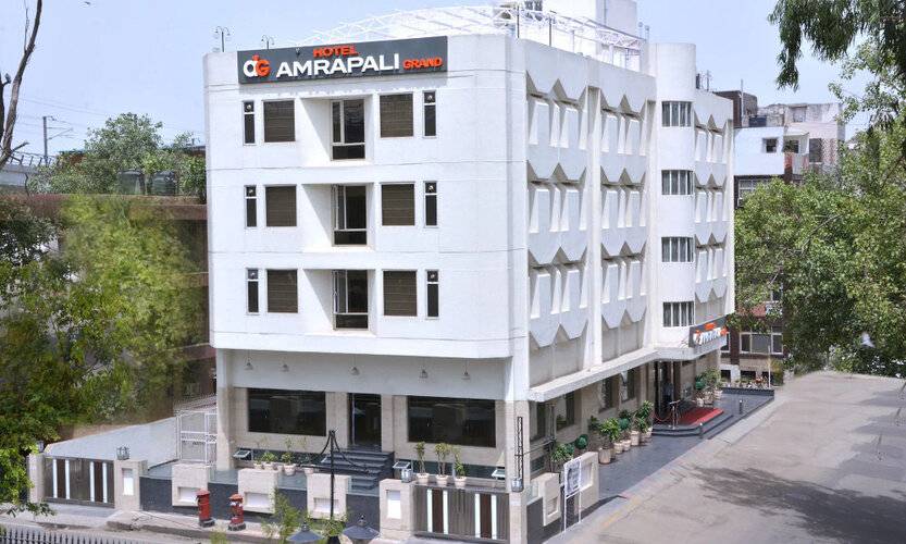 Hotel Amrapali Grand