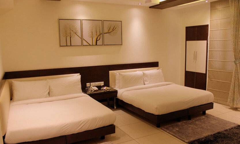 Hotel Amrapali Grand