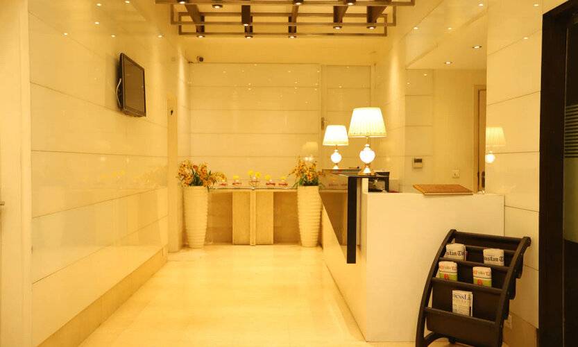 Hotel Amrapali Grand