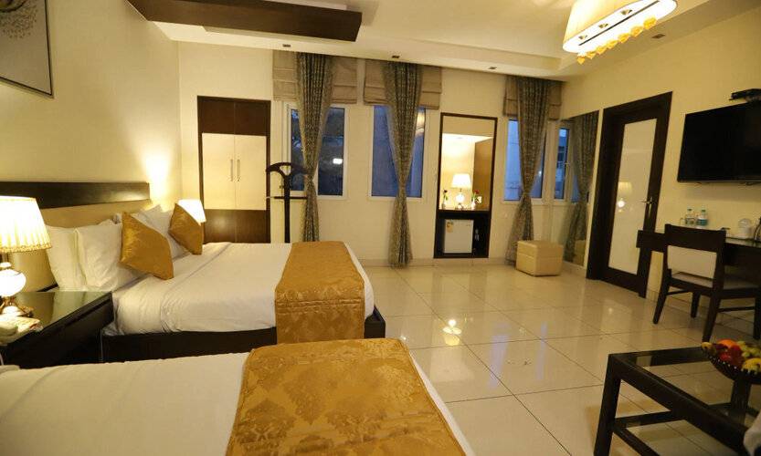 Hotel Amrapali Grand