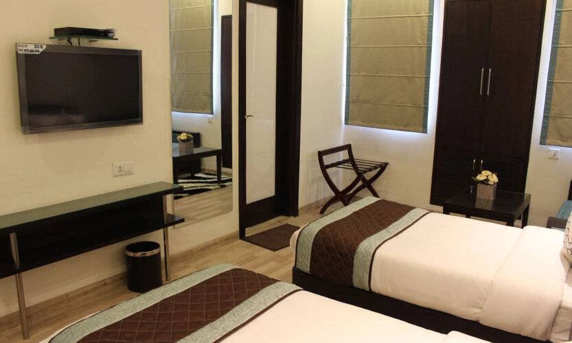 Hotel Amrapali Grand